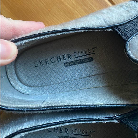 Skechers Street Memory Foam Slip-on Sneakers, size 8 - Picture 10 of 11
